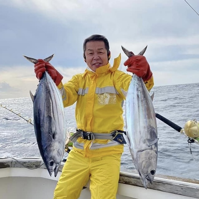 志摩沖で大判カツオ
